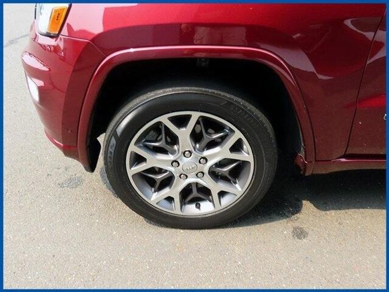 Used 2021 Jeep Grand Cherokee OverlandImage 4