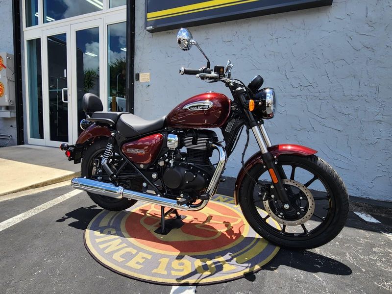 New 2024 Royal Enfield METEOR 350 Image 10