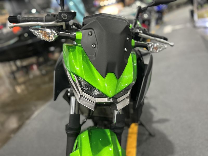 Used 2024 Kawasaki Z500 ABS Image 9