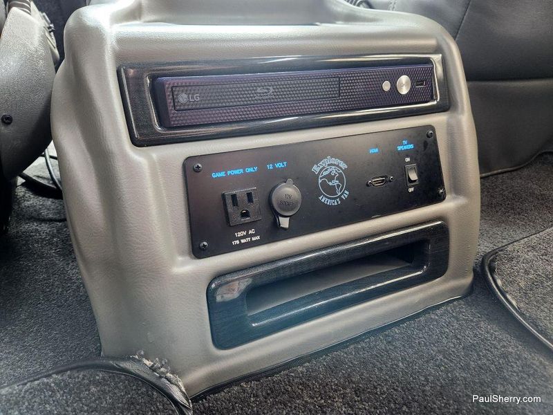 2023 GMC Savana Cargo Image 52