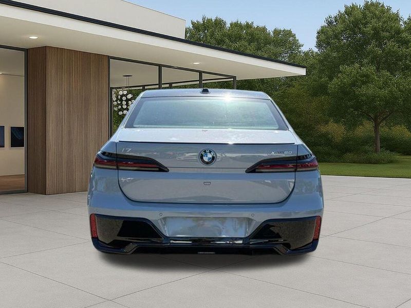 Used 2023 BMW i7 xDrive60Image 10