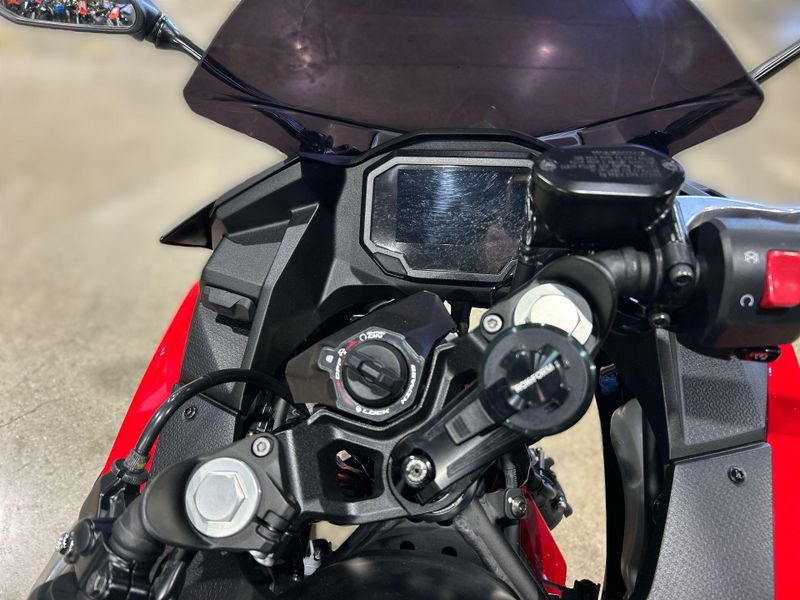 2024 Kawasaki NINJA 500 KRT SE ABS Image 21
