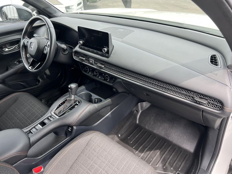 Used 2023 Honda HR-V SportImage 28