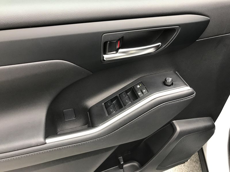 2024 Toyota Highlander XLEImage 3