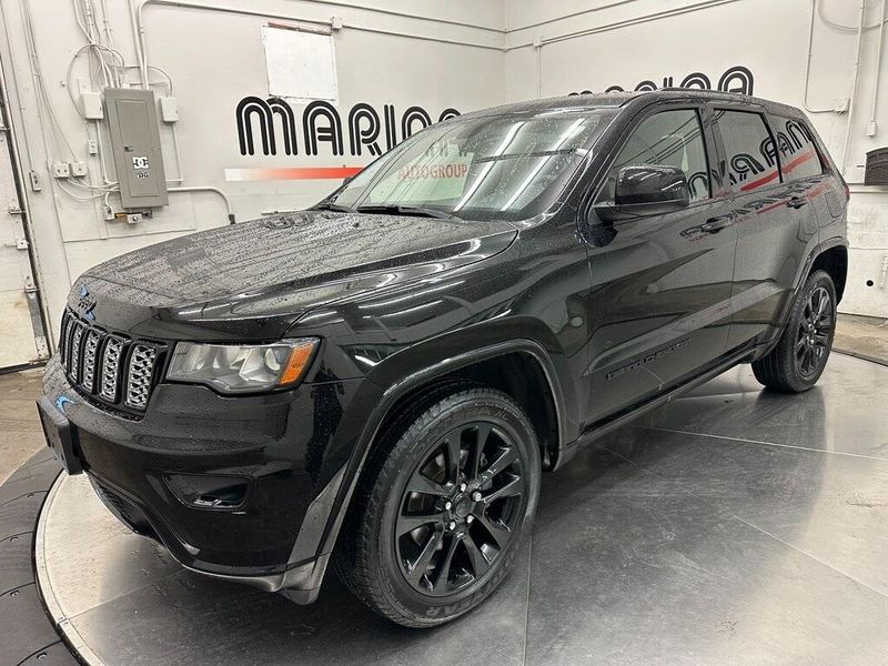 2017 Jeep Grand Cherokee AltitudeImage 11