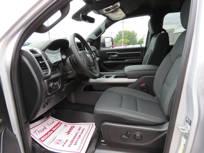 New 2027 RAM 1500 Big Horn Crew Cab 4x4 5