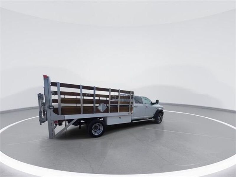 2022 RAM 5500 Chassis TradesmanImage 8