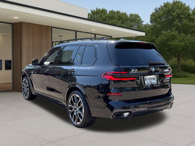 New 2027 BMW X7 xDrive40iImage 12