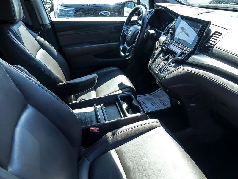 2018 Honda Odyssey Touring photo 27