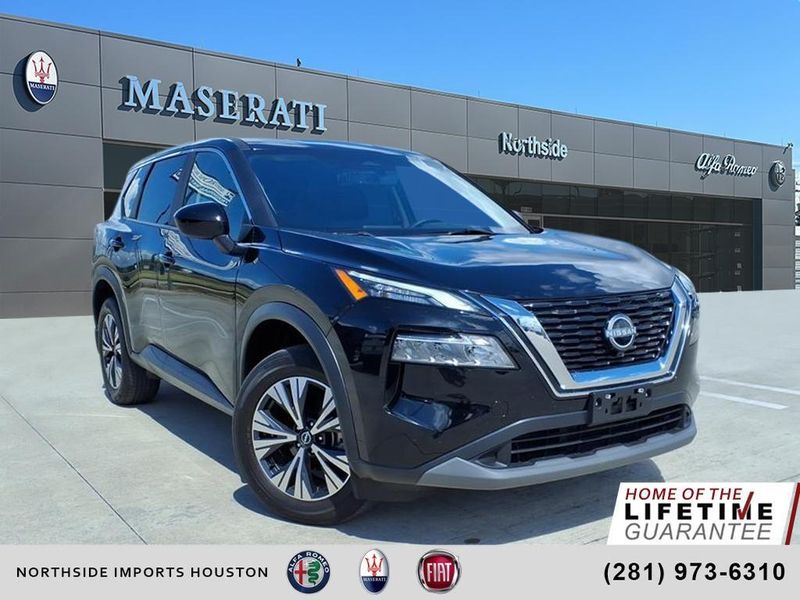 Used 2023 Nissan Rogue SVImage 1