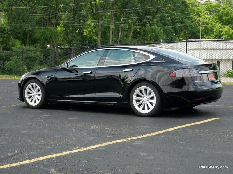 2019 Tesla Model S 75DImage 10