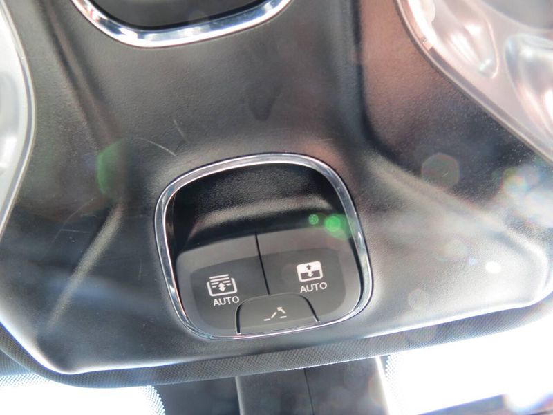 Used 2024 Jeep Compass Trailhawk 4x4 4dr SUVImage 22