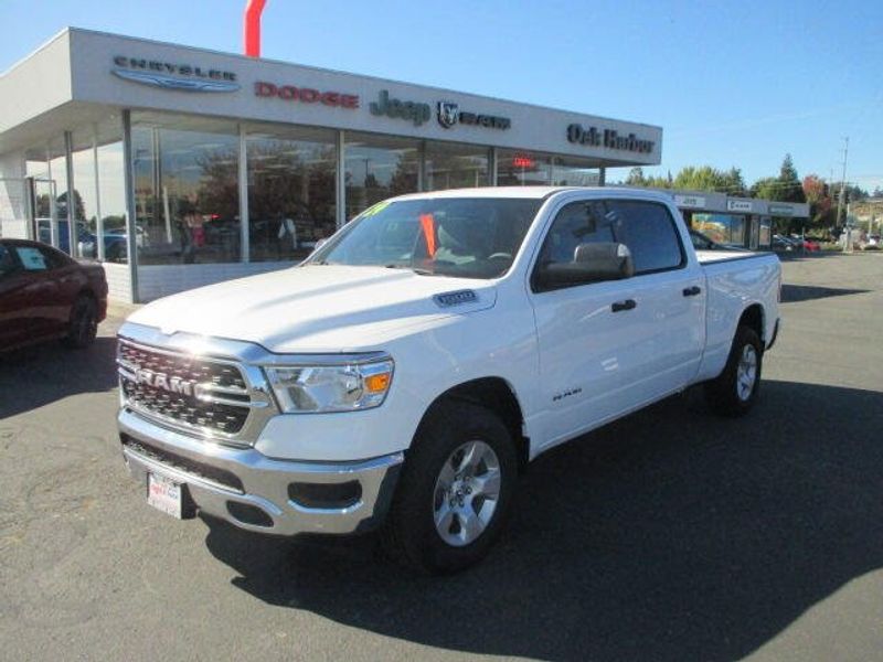 2024 RAM 1500 Big Horn Crew Cab 4x4 6