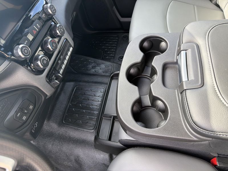 New 2026 RAM 3500 Tradesman Crew Cab Chassis 4x4 60