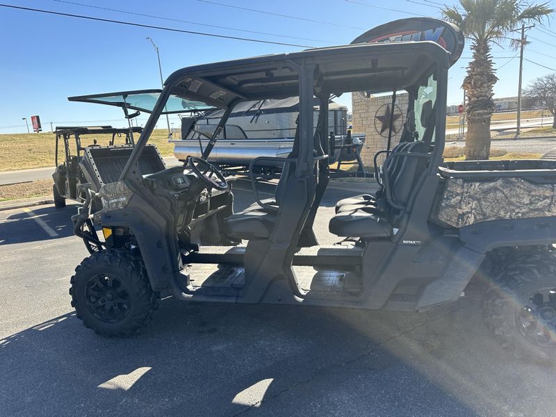 2023 Can-Am DEFENDER MAX XT HD10 MOSSY OAK BREAK UP COUNTRY CAMOImage 5