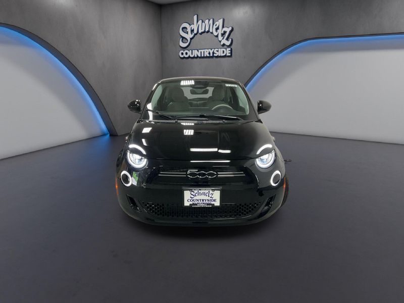 New 2026 Fiat 500e IconaImage 6