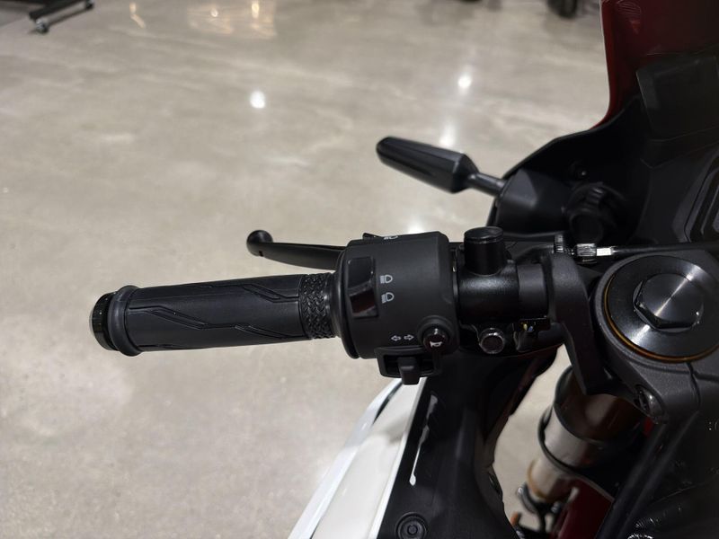 New 2026 Yamaha YZF-R3 ABS Image 22