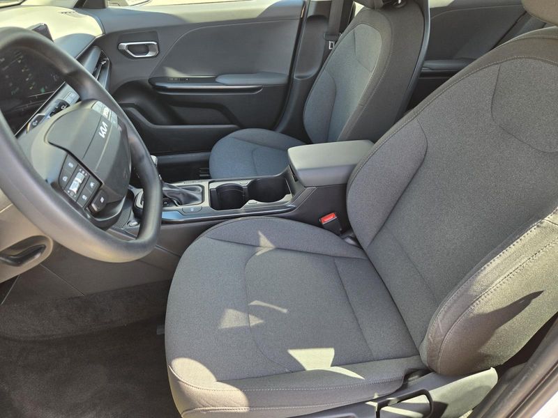 Used 2025 Kia K4 LXS FWD