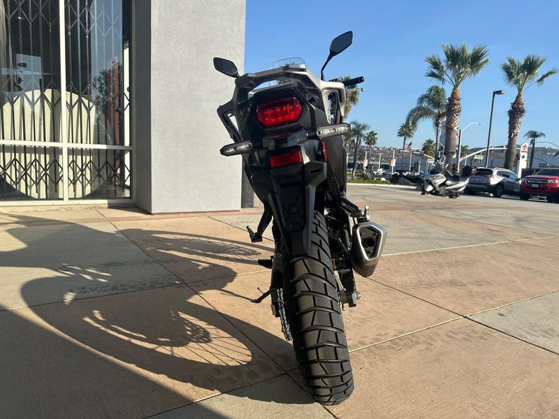 2024 Honda Transalp Image 2