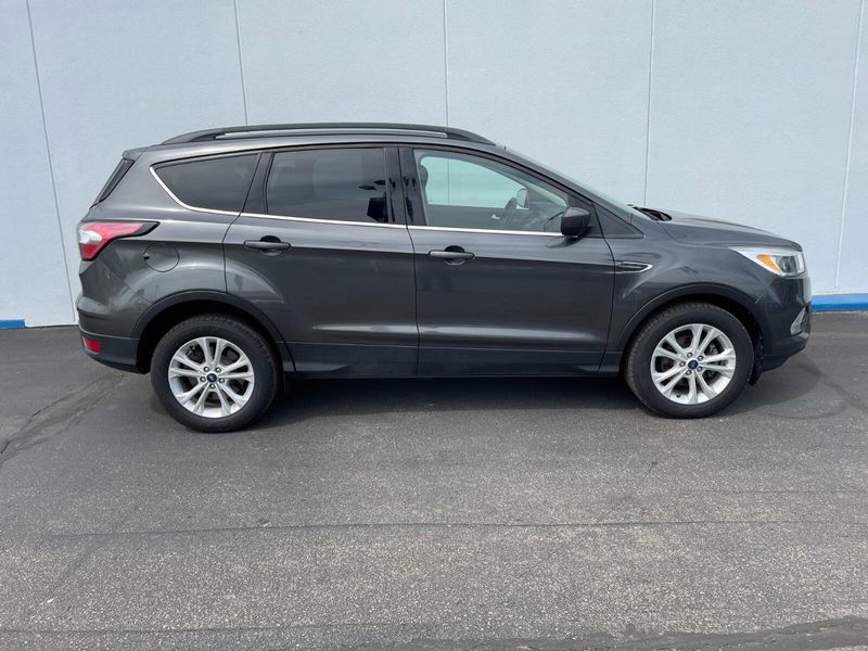 2018 Ford Escape SE photo 4