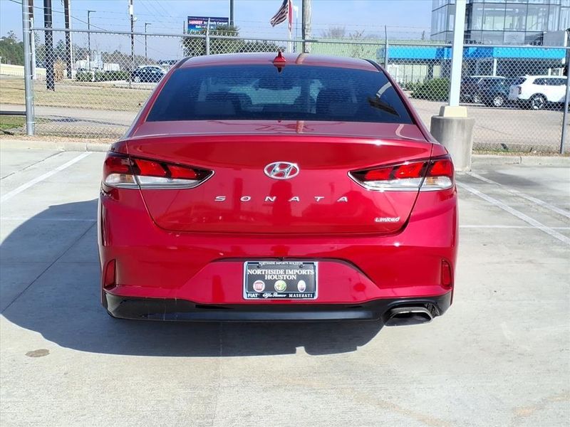 Used 2018 Hyundai Sonata LimitedImage 10