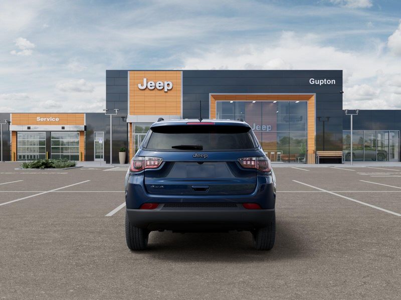 New 2026 Jeep Compass Latitude Altitude 4x4Image 33