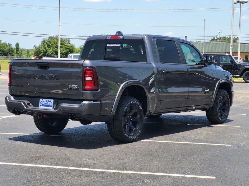 2025 RAM 1500 Lone Star Crew Cab 4x4 5