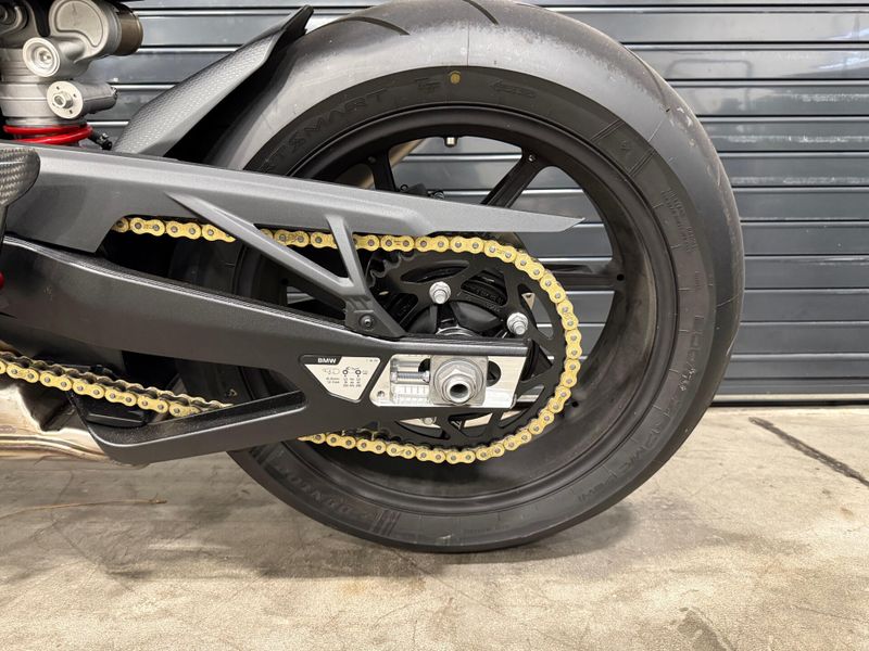 2024 BMW S 1000 RR