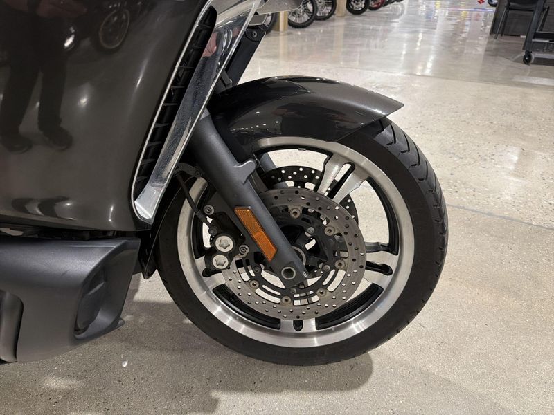 Used 2018 Yamaha Star Venture Image 19