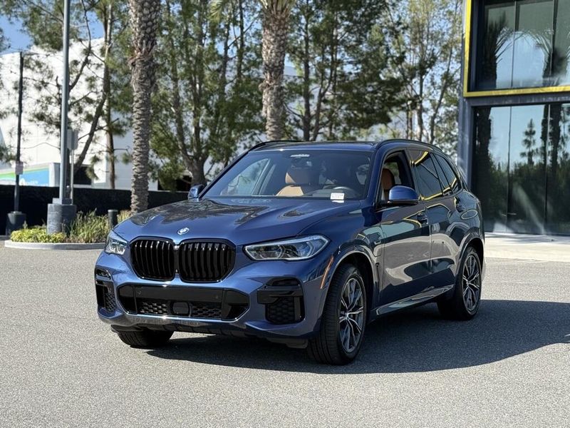 2022 BMW X5 xDrive45eImage 2