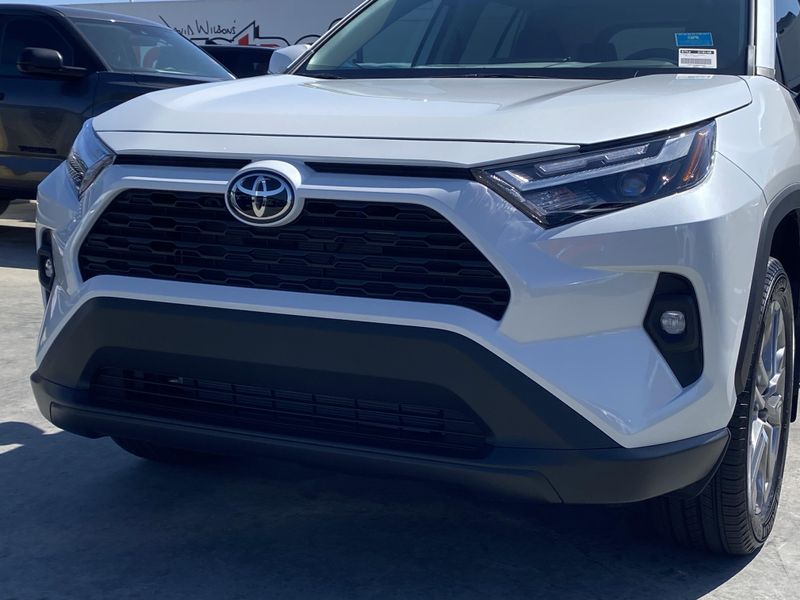New 2025 Toyota RAV4 XLE PremiumImage 6
