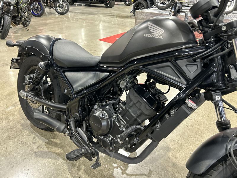 2022 Honda REBEL 300 ABS  in a BLACK exterior color. Del Amo Motorsports of Redondo Beach (424) 390-7811 delamomotorsports.com 