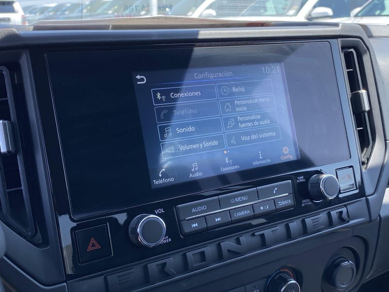 Used 2025 Nissan Frontier SImage 18