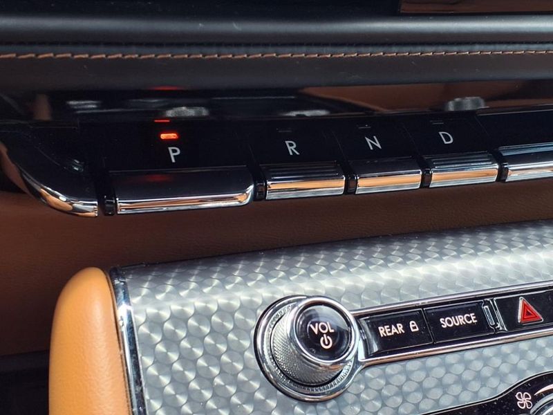 2023 Lincoln Aviator Black LabelImage 24