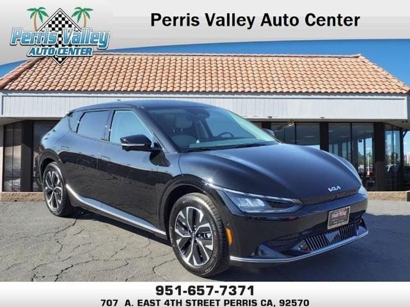 2023 Kia EV6 Wind in a Aurora Black Pearl exterior color and Charcoal/Misty Grayinterior. Perris Valley Kia 951-657-6100 perrisvalleykia.com 