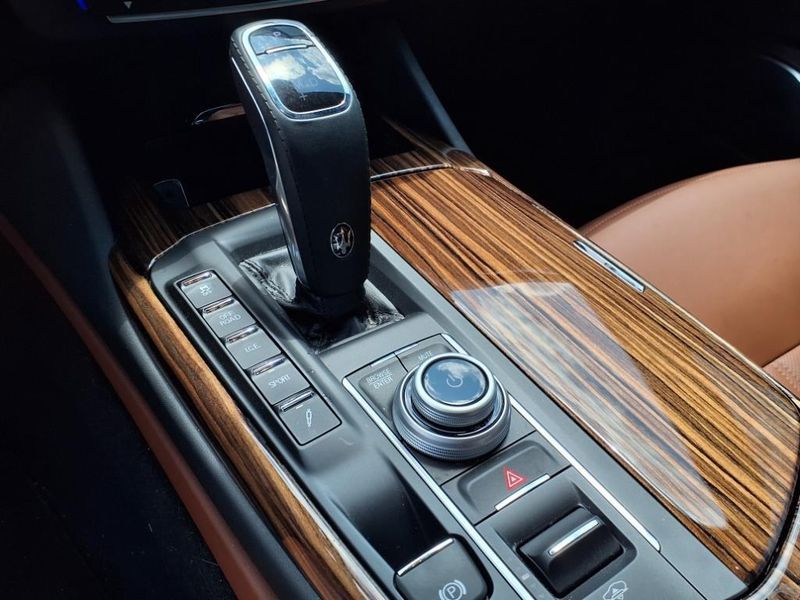2022 Maserati Levante ModenaImage 25