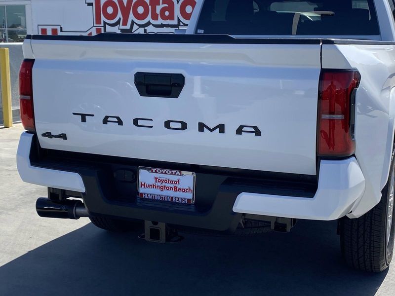 2025 Toyota Tacoma SR5Image 4