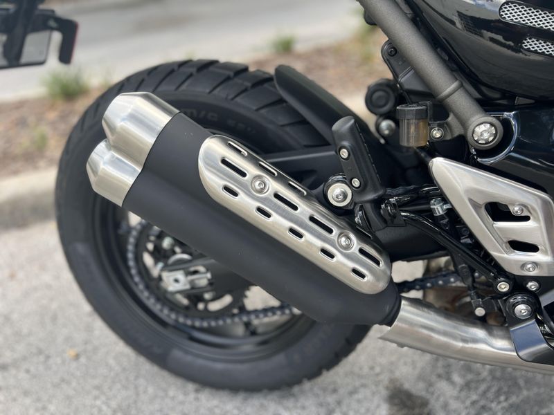 2025 Triumph SCRAMBLER 400 X