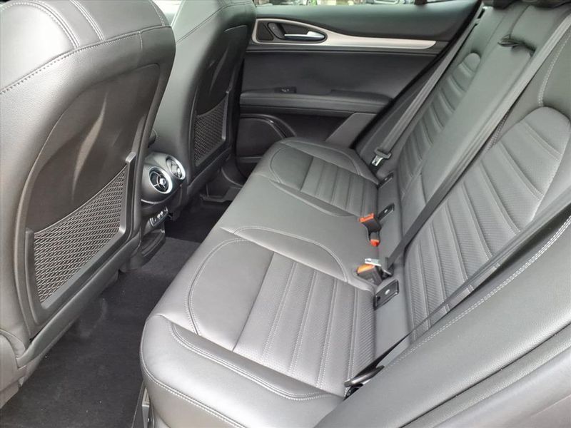 New 2025 Alfa Romeo Stelvio VeloceImage 10