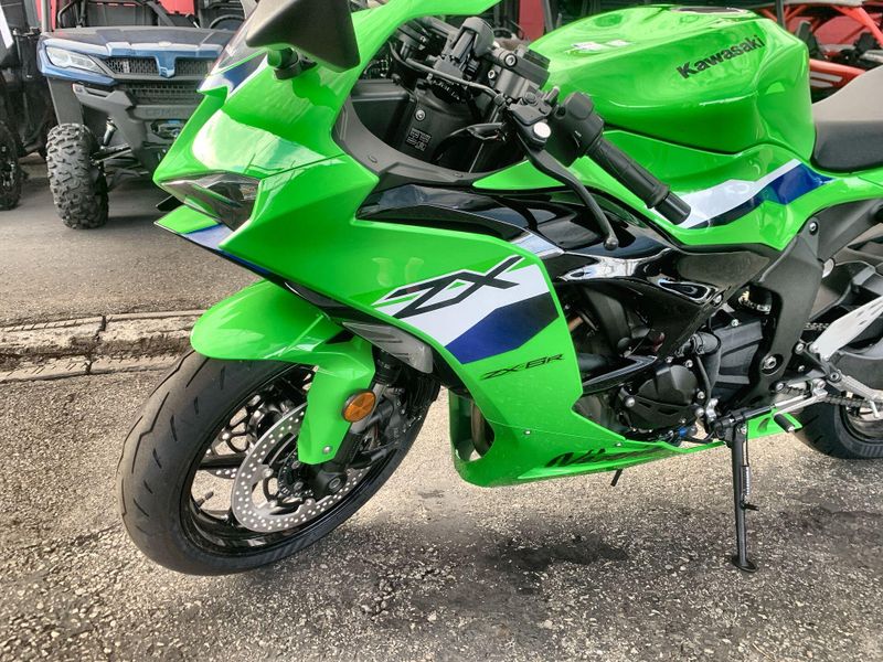 New 2026 Kawasaki NINJA ZX-6R Image 10