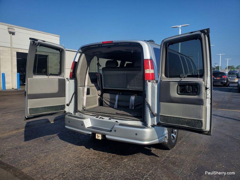 Used 2013 GMC Savana 2500 Image 12