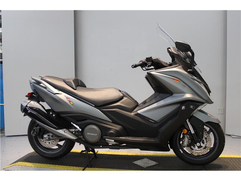 2022 KYMCO AK 550Image 1