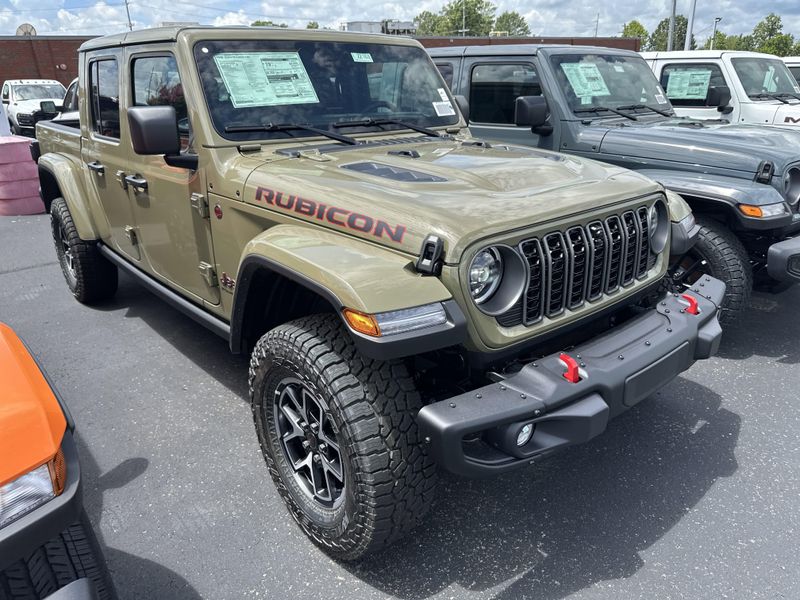 New 2025 Jeep Gladiator Rubicon X 4x4Image 3
