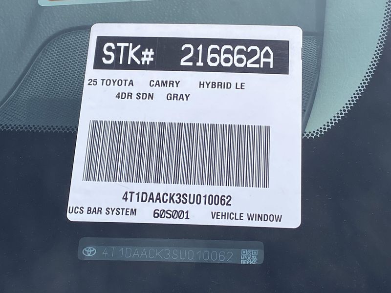 2025 Toyota Camry LEImage 39