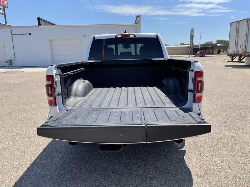 2020 RAM 1500 LimitedImage 8