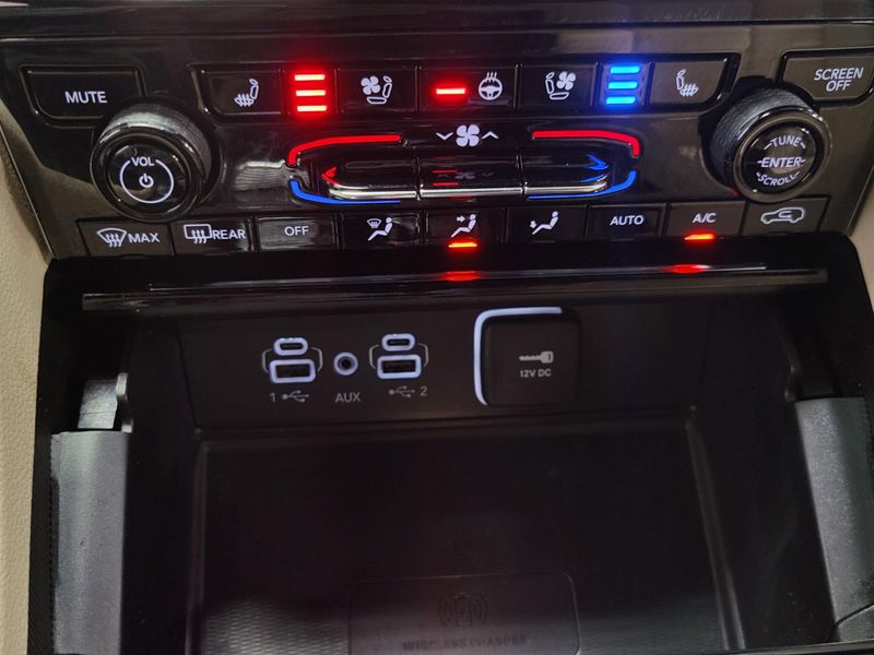 2024 Jeep Grand Cherokee L Limited Black 4x4 w/Suroof/Lux Tech IIImage 29