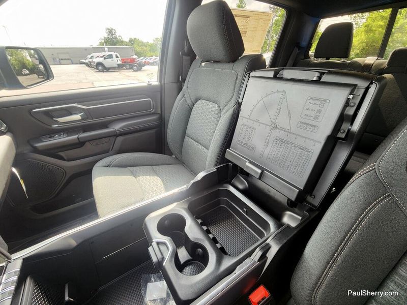 New 2026 RAM 1500 Big Horn Crew Cab 4x4 5'7' Box