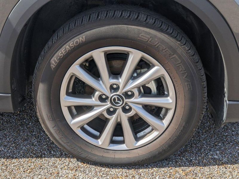2023 Mazda CX-5 2.5 S Preferred PackageImage 10