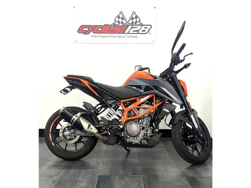 Used 2023 KTM 390 DUKE Image 2