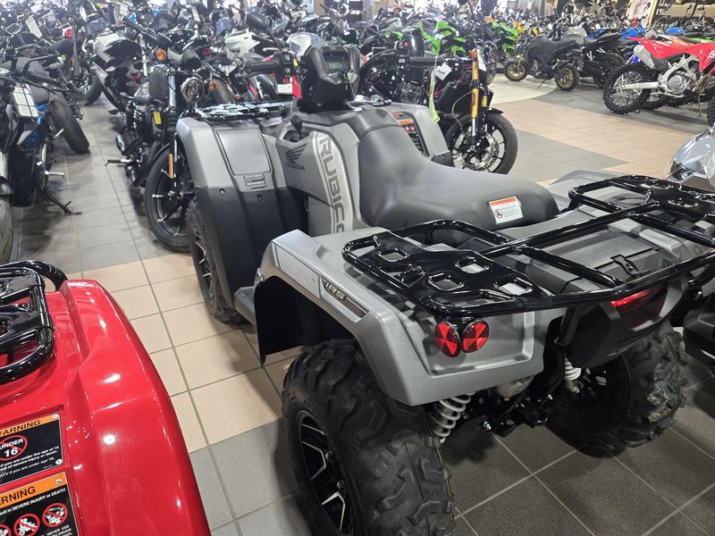 New 2026 Honda FOREMAN RUBICON DCT EPS MATTE GRAY METALLIC Image 14